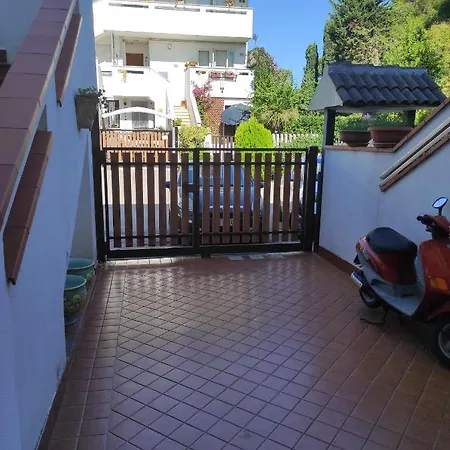 公寓 Intero Appartamento, Bilocale Di 55 Mq ,soggiorno-cucina Open Con Divano Letto, Matrimoniale ,con Giardino Privato E Corte,tre Tre Quattro Sette Sei Cinque Uno Tre Due Nove 滨海弗兰卡维拉