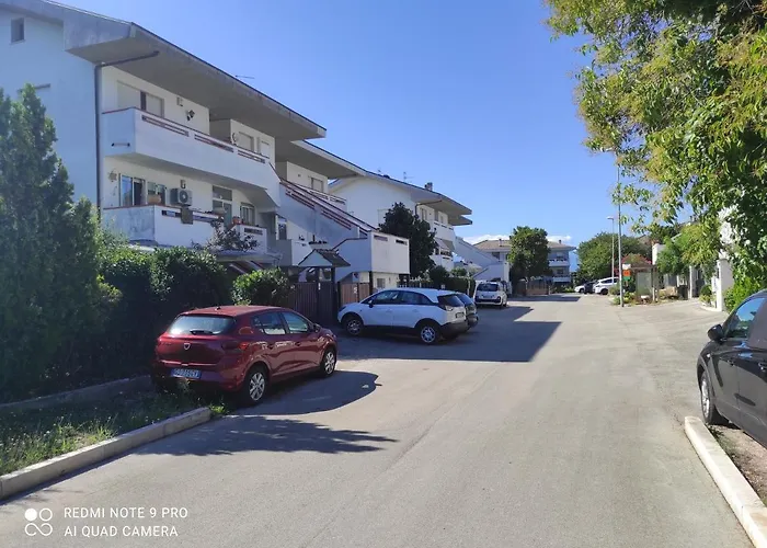 アパート Intero Appartamento, Bilocale Di 55 Mq ,soggiorno-cucina Open Con Divano Letto, Matrimoniale ,con Giardino Privato E Corte,tre Tre Quattro Sette Sei Cinque Uno Tre Due Nove フランカヴィッラ・アル・マーレ