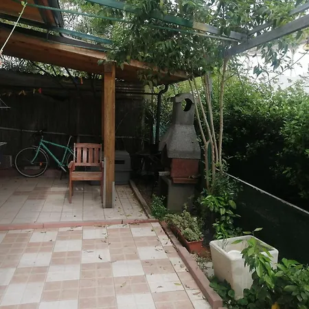 Lägenhet Intero Appartamento, Bilocale Di 55 Mq ,soggiorno-cucina Open Con Divano Letto, Matrimoniale ,con Giardino Privato E Corte